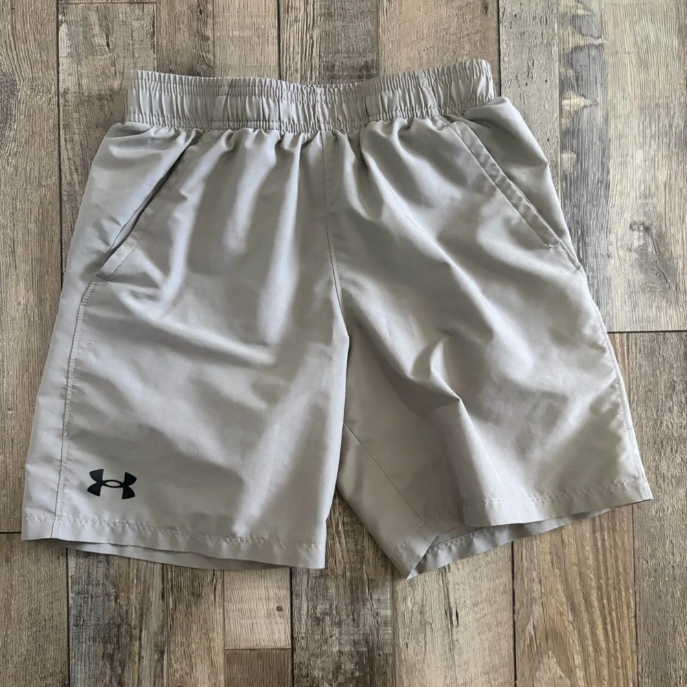 Boys Khaki Under Armour shorts